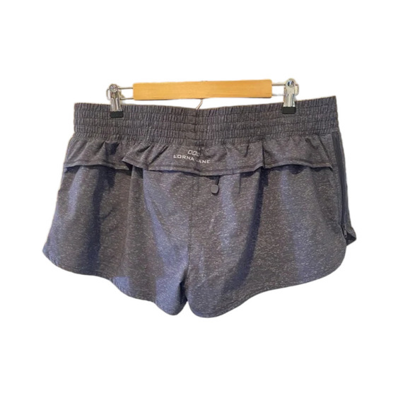 NEW Lorna Jane Zip It Perforated Run Short in Grey Size XXL, US 14 - Picture 1 of 9